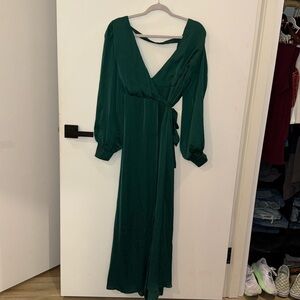 Satin green long sleeve maxi dress